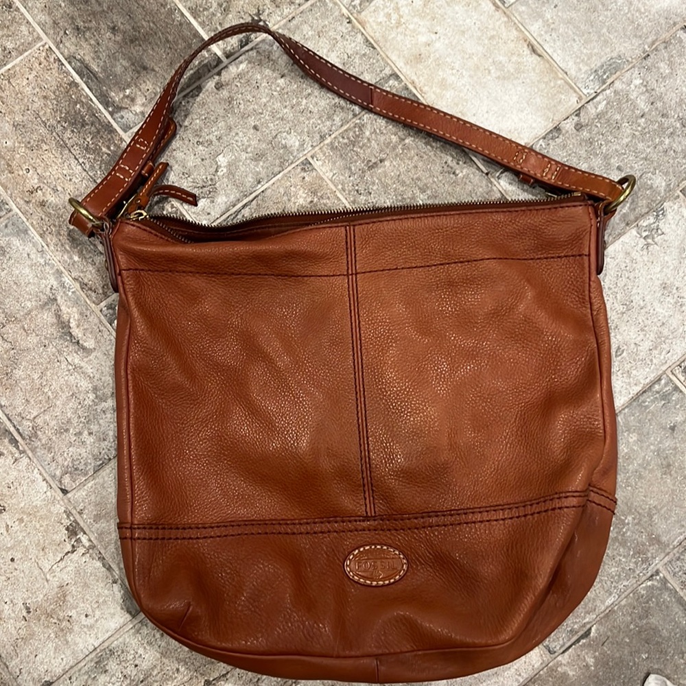 Leather Fossil Purse.